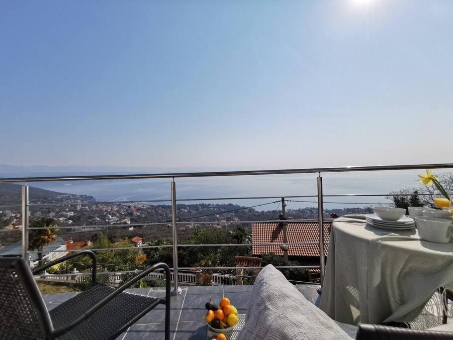 Ferienwohnung Mit 180° Meerblick Dobrec Exterior photo