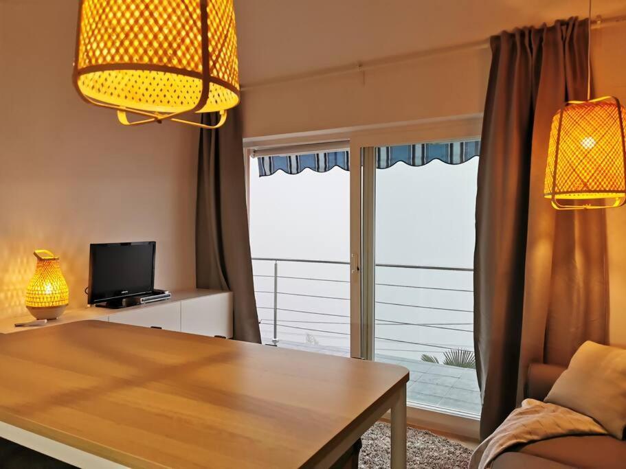 Ferienwohnung Mit 180° Meerblick Dobrec Exterior photo